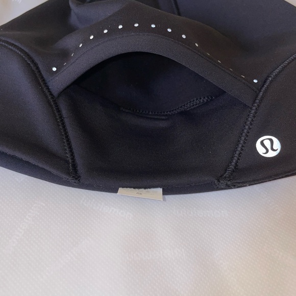 Women’s Lululemon Run For It All Beanie -MSRP $38-Reflective-Pony Tail Opening - Picture 4 of 7